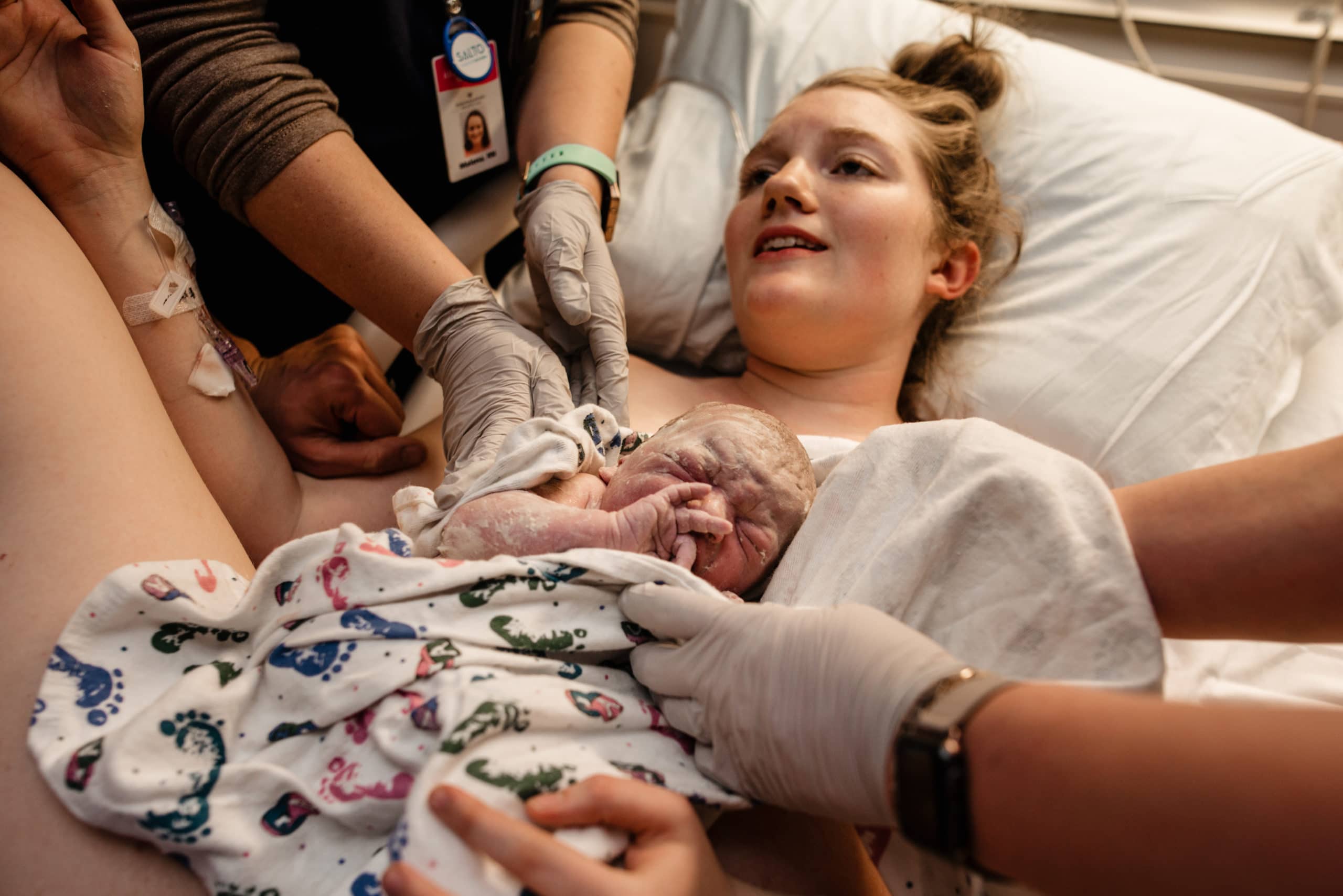 Giving Birth To Twins And What A C-Section Is REALLY Like